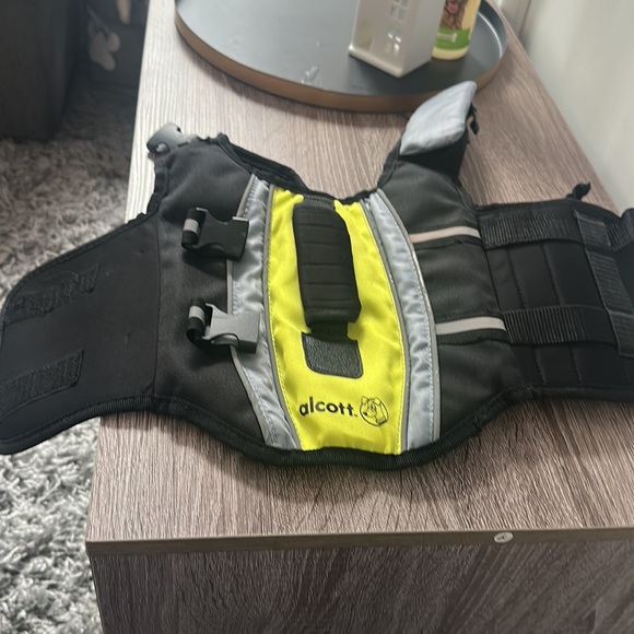 Dog life jacket small - Picture 3 of 3